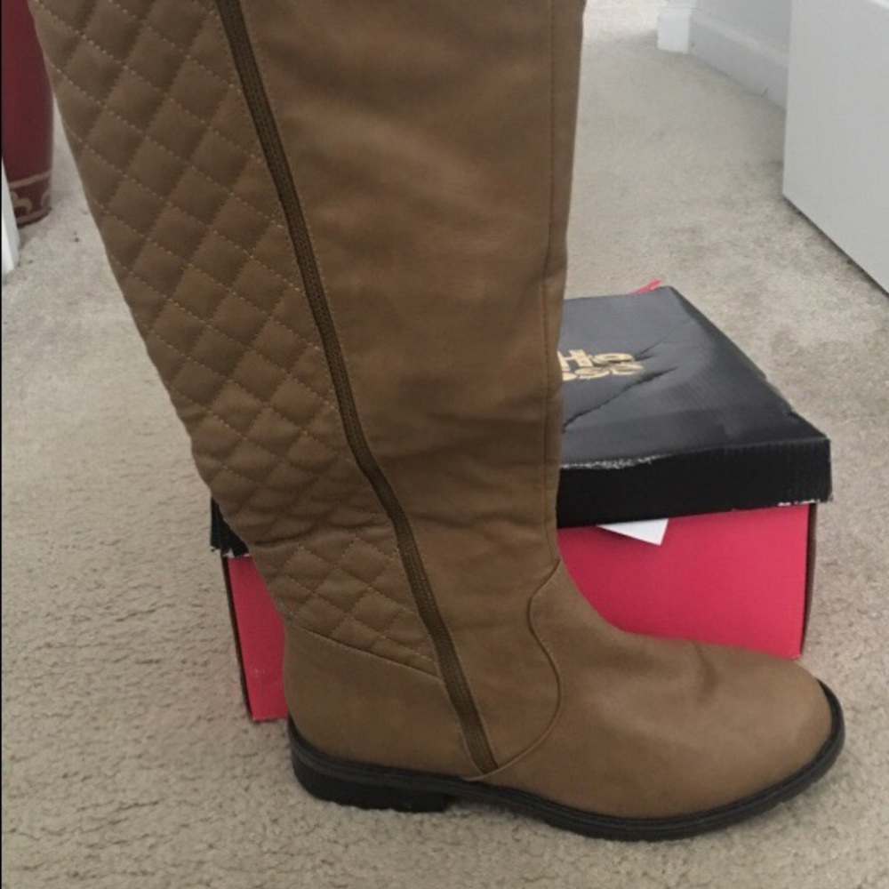 Tan boots
